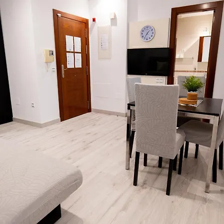 Apartment Agua Gibralfaro Centro Con Piscina *